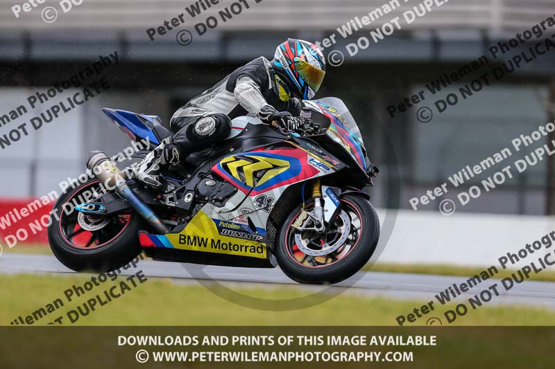 PJM Photography;donington no limits trackday;donington park photographs;donington trackday photographs;no limits trackdays;peter wileman photography;trackday digital images;trackday photos